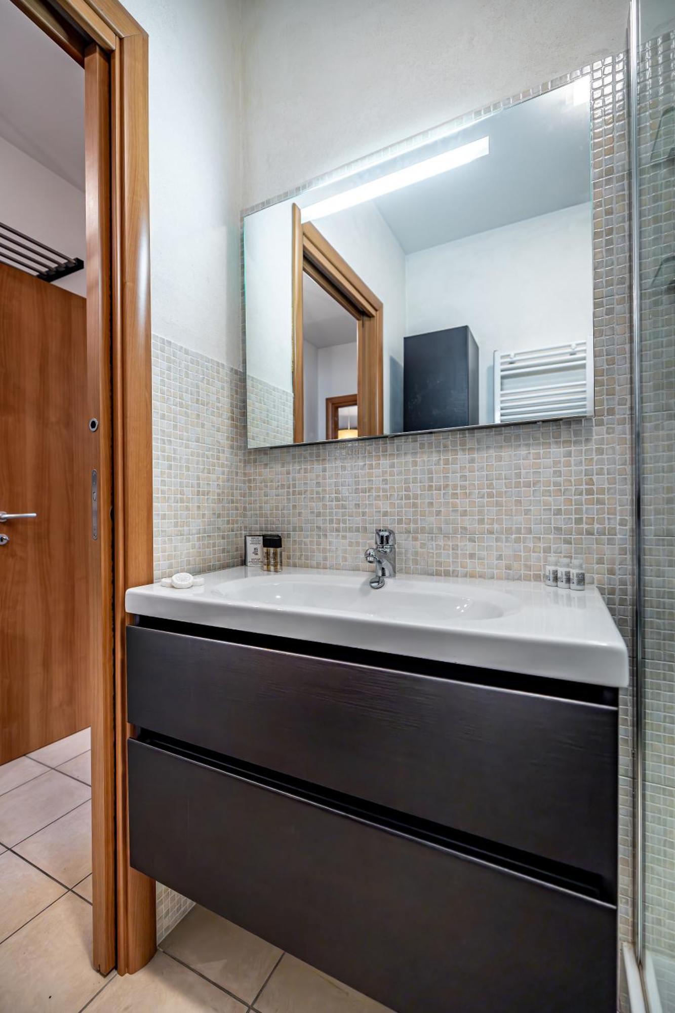Yd Settimello With Parking Apartment Florenz